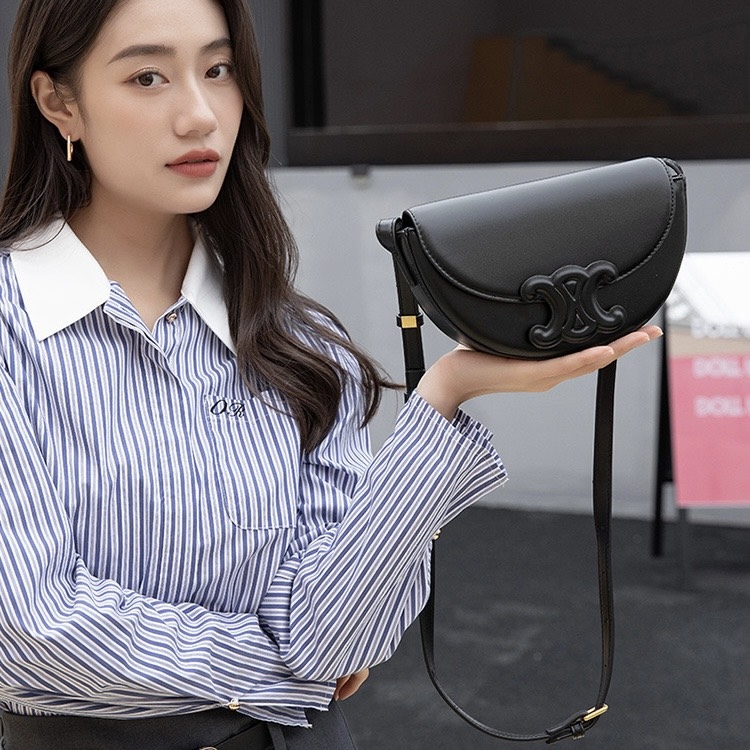 Túi Celine Remake Korea Besace Moon Size 23cm