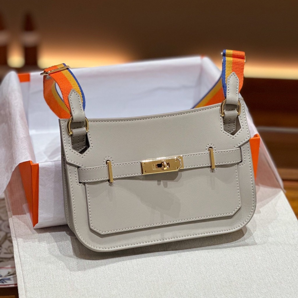 Túi Đeo Chéo Hermes Remake Mini Jypsiere Da Bò Size 20cm