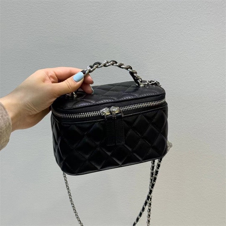 Túi Chanel Korea Vanity Handle Black Remake Korea Da Bò Size 17cm