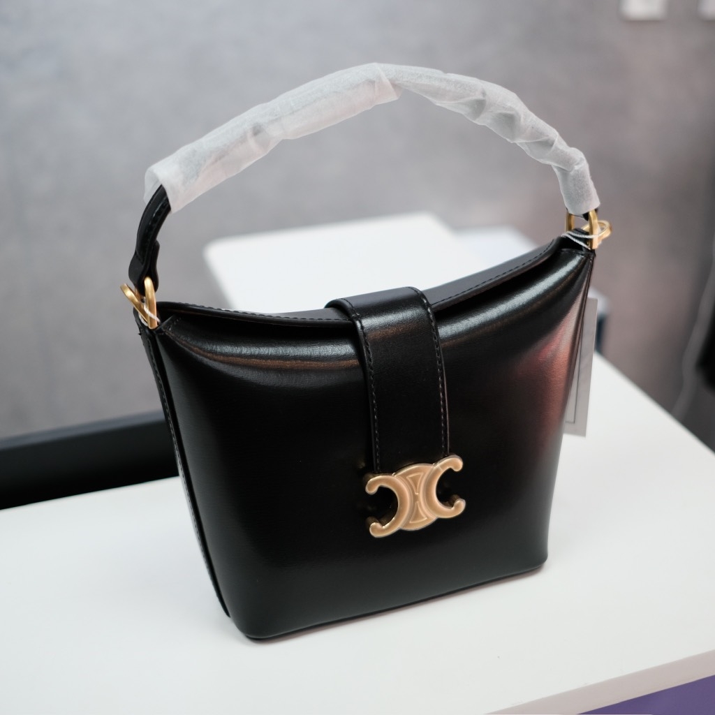 Túi Cầm Tay Celine Remake Korea Mini Bucket Da Bê Non 14cm