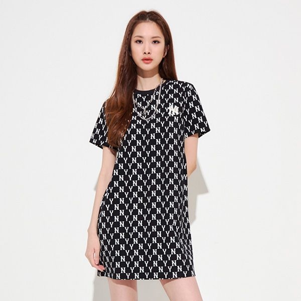 Váy MLB Monogram Logo NY 3FOPM0123-50BKS Màu Đen