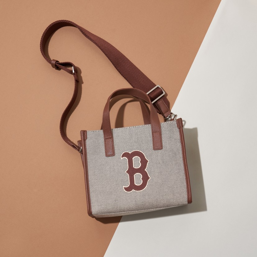 Túi Đeo Chéo MLB Tote Mini Logo Chữ B 3AORS062N-43BRD Màu Nâu
