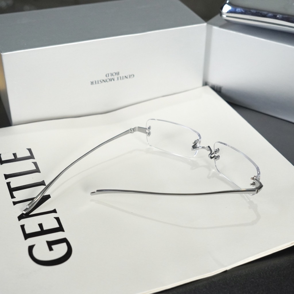 Kính Mát Gentle Monster Bold Paranoyd 02 Màu Trắng