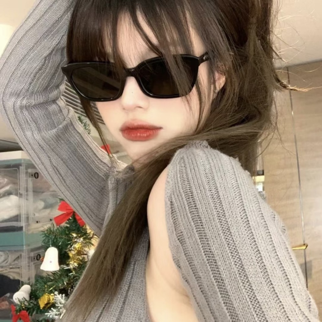 Kính Mát Gentle Monster Loti 01 Màu Đen