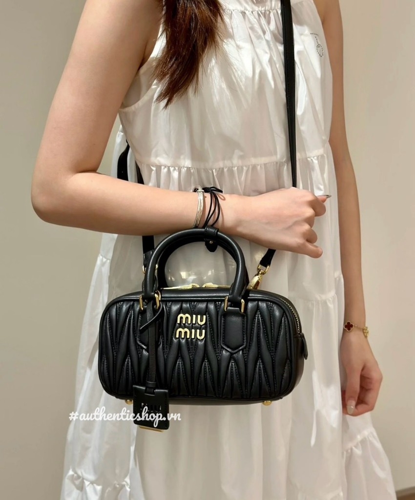 Túi Xách Miumiu Remake Korea 22cm