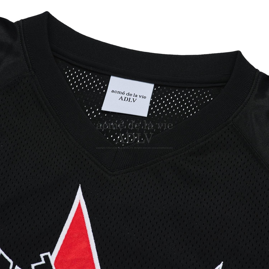 Áo Croptop ADLV Star Màu Đen