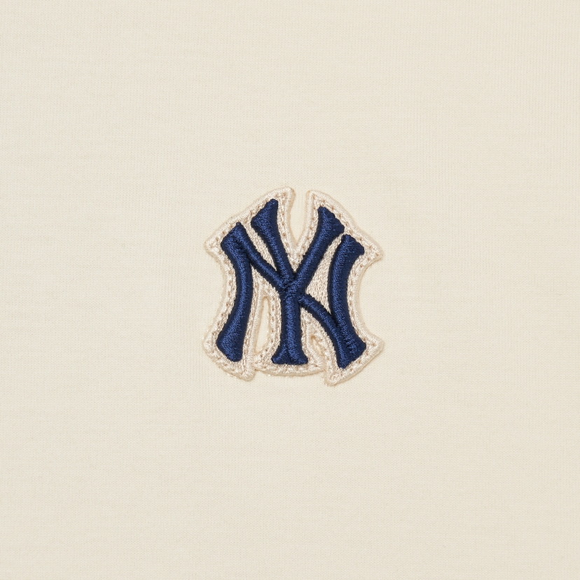 Áo Phông MLB Monogram Logo NY Loang Màu Kem