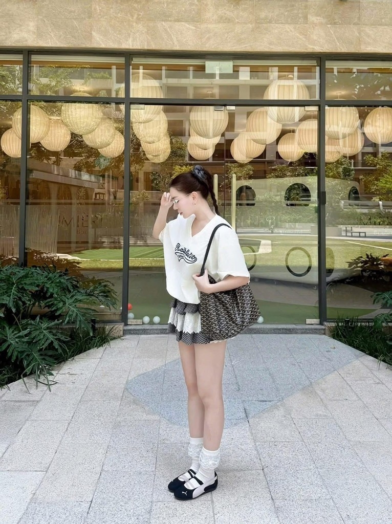 Áo thun gió rút eo Korea