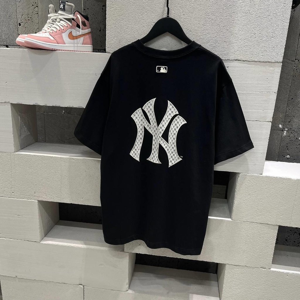 Áo Phông MLB Logo NY Monogram 3ATSM0224-50BKS Màu Đen