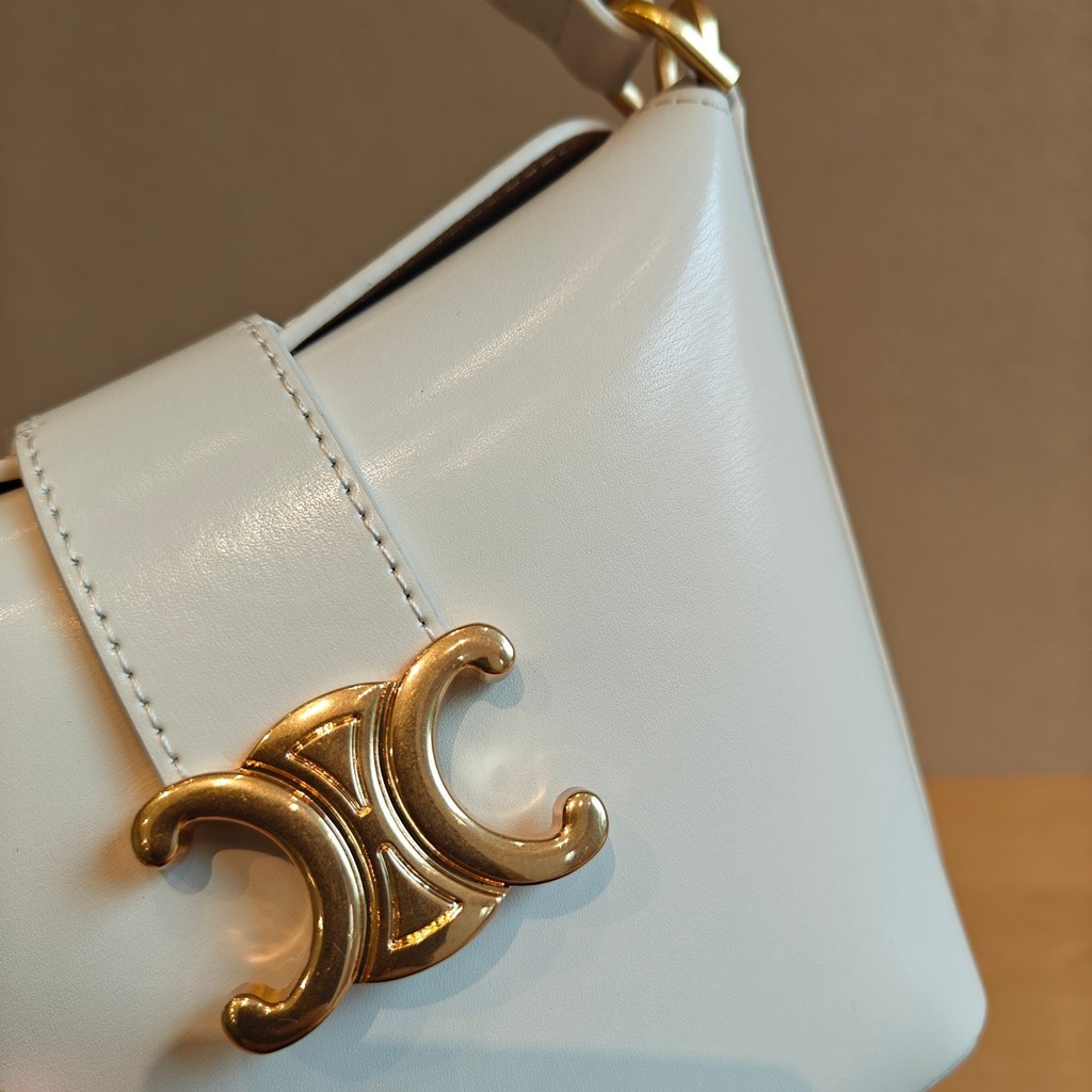 Túi Cầm Tay Celine Remake Korea Mini Bucket Da Bê Non 14cm