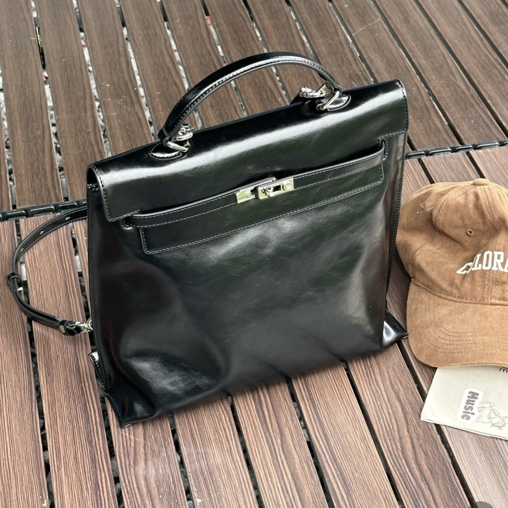 Balo HM Retro Da Bò Trơn 30cm Màu Đen