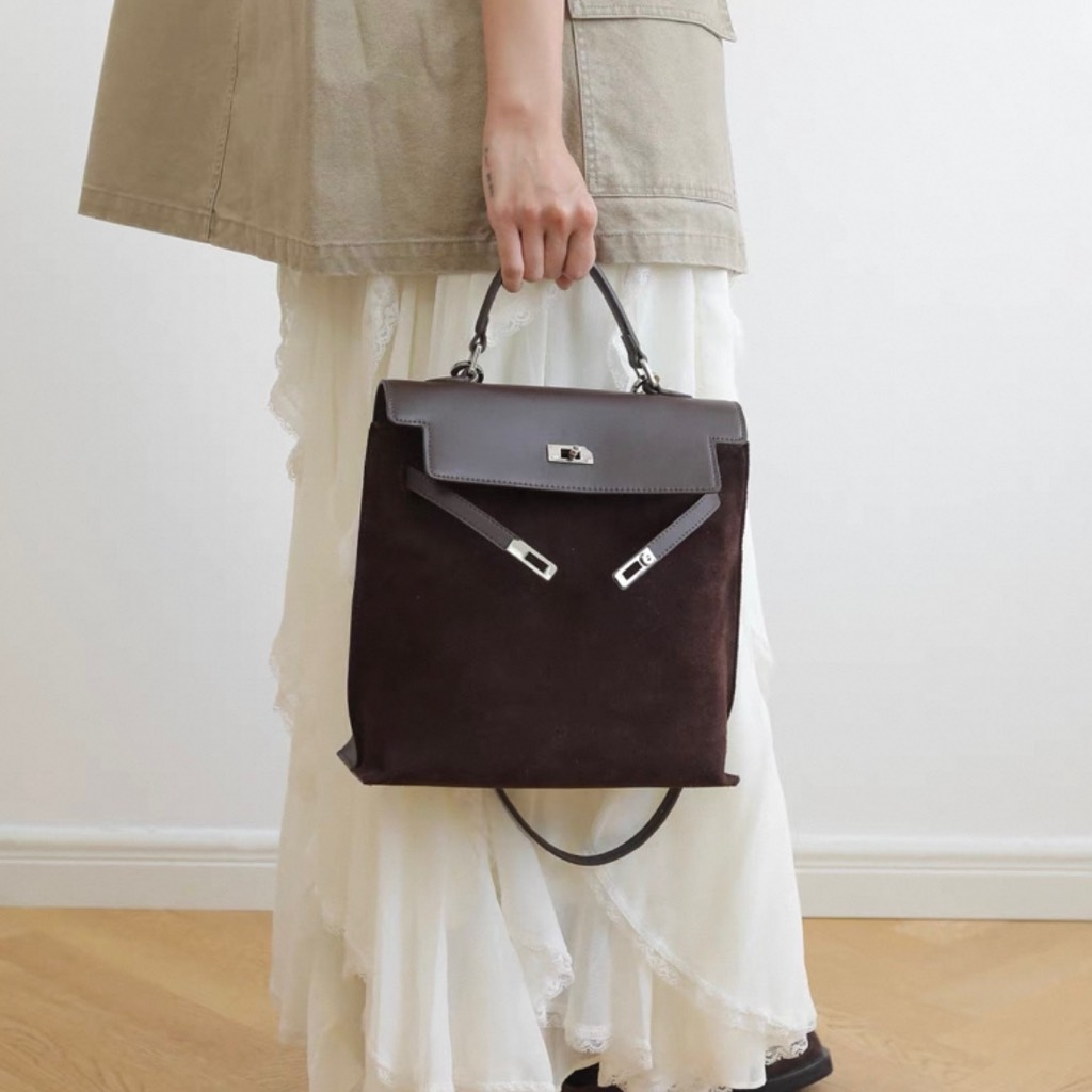 Balo Retro Made In Korea Da Nỉ 26cm