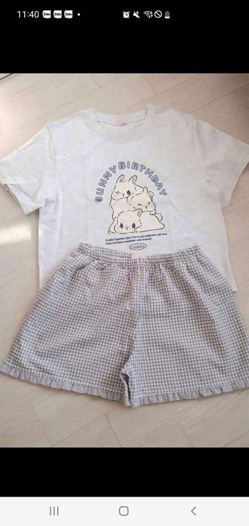 Bộ quần kẻ thỏ bunny