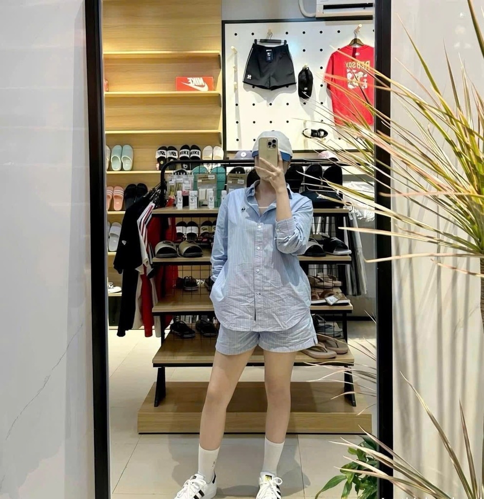 Bộ quần áo Whoau sơ mi quần short