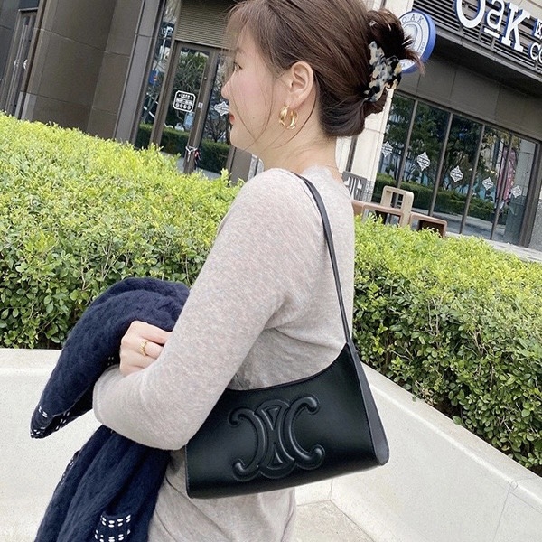Túi Đeo Vai Celine Cuir Da Bê Remake Korea 2024