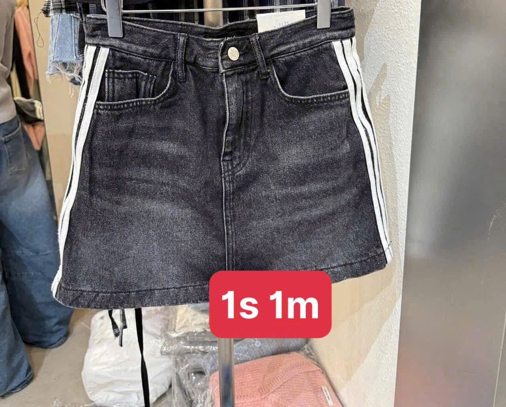 Chân váy kẻ vạch hông Hàn quốc