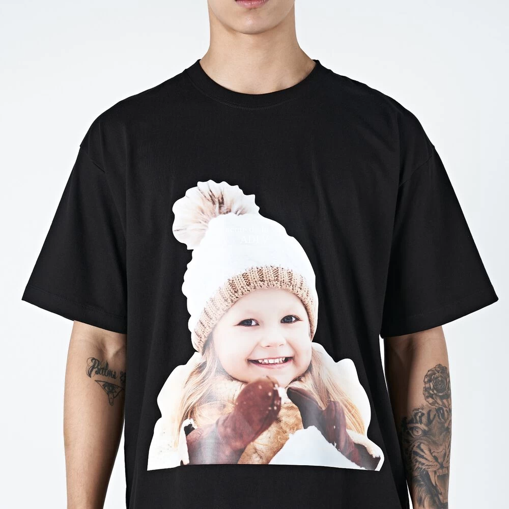 Áo Phông ADLV Baby Face Bé Đội Mũ Len Màu Đen