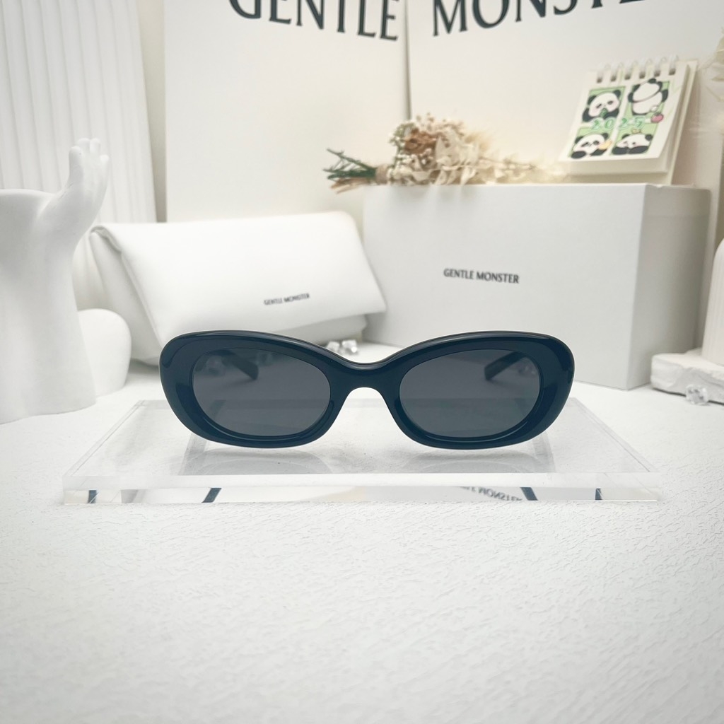 Kính Mát Gentle Monster Maison Margiela 004 Màu Đen