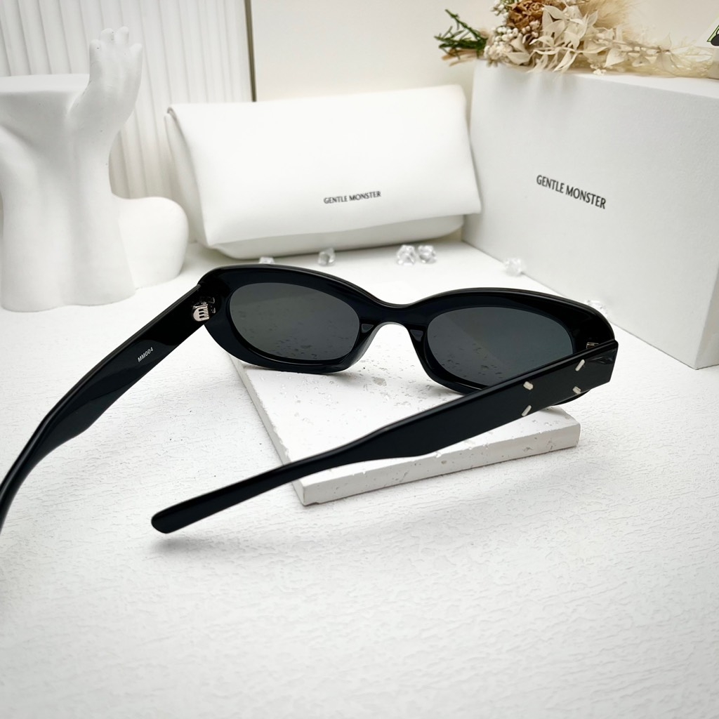 Kính Mát Gentle Monster Maison Margiela 004 Màu Đen