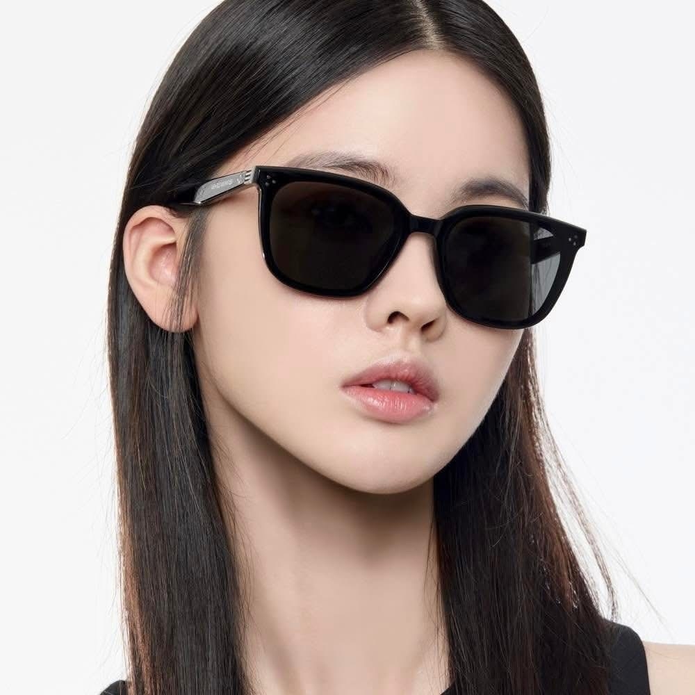 Kính Gentle Monter By Row 01 ss 2025