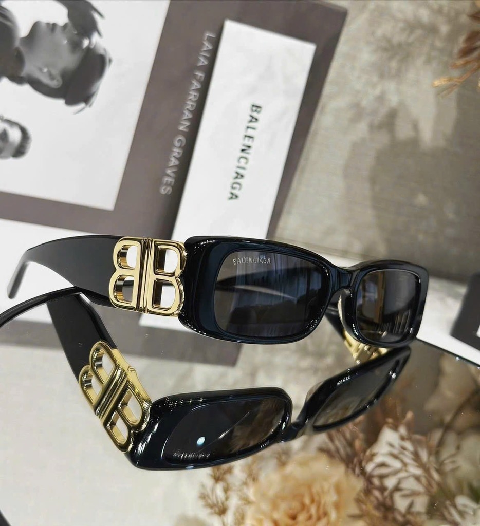 Kính Mát Balenciaga BB0096S Màu Đen