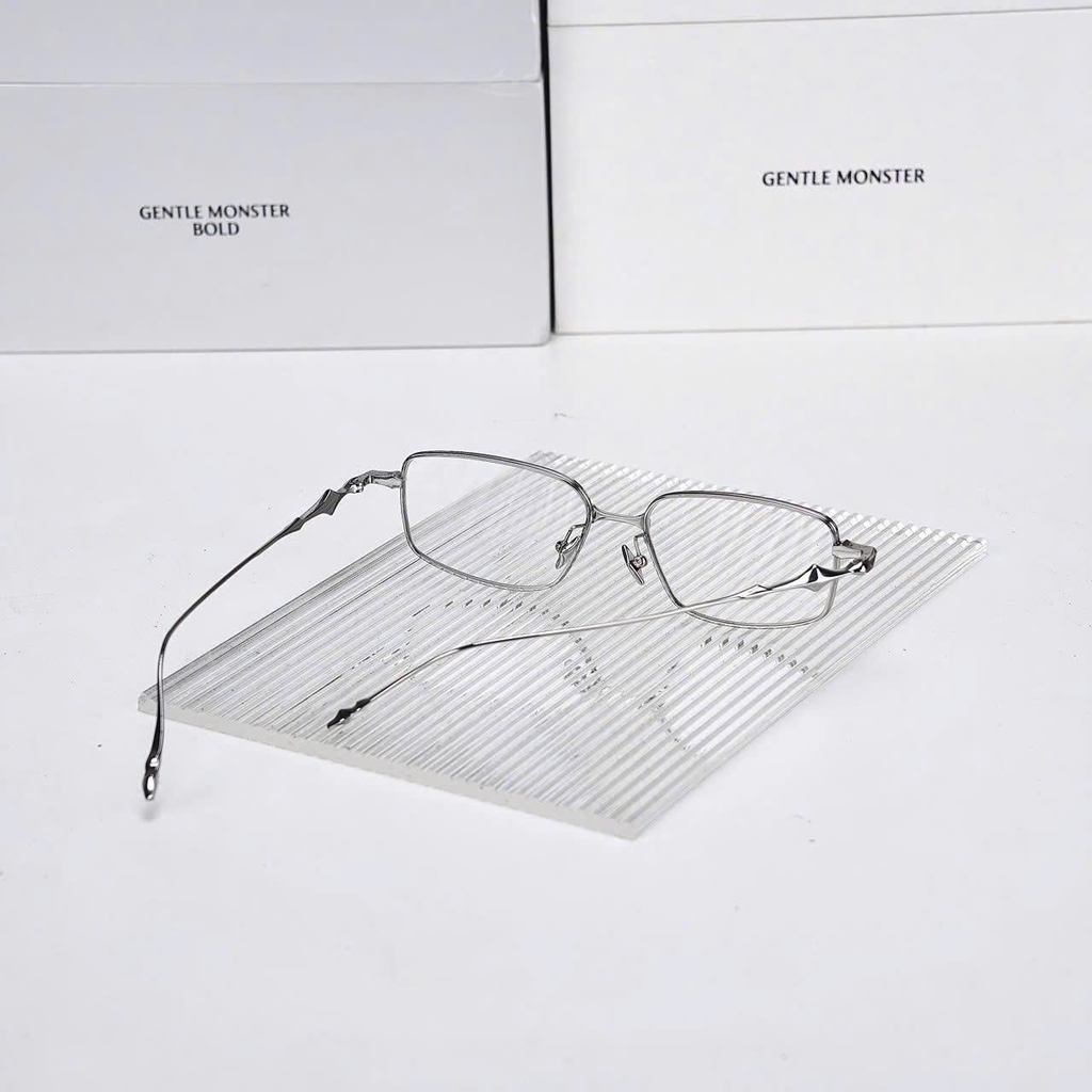 Kính Mát Gentle Monster Bold Atomic 02 Màu Bạc