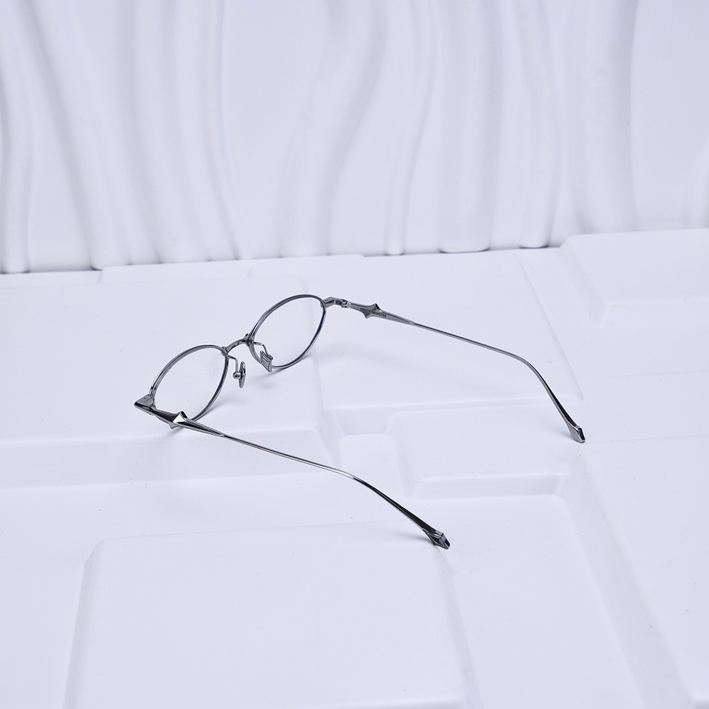 Kính Mát Gentle Monster Bold Eden 02 Màu Bạc