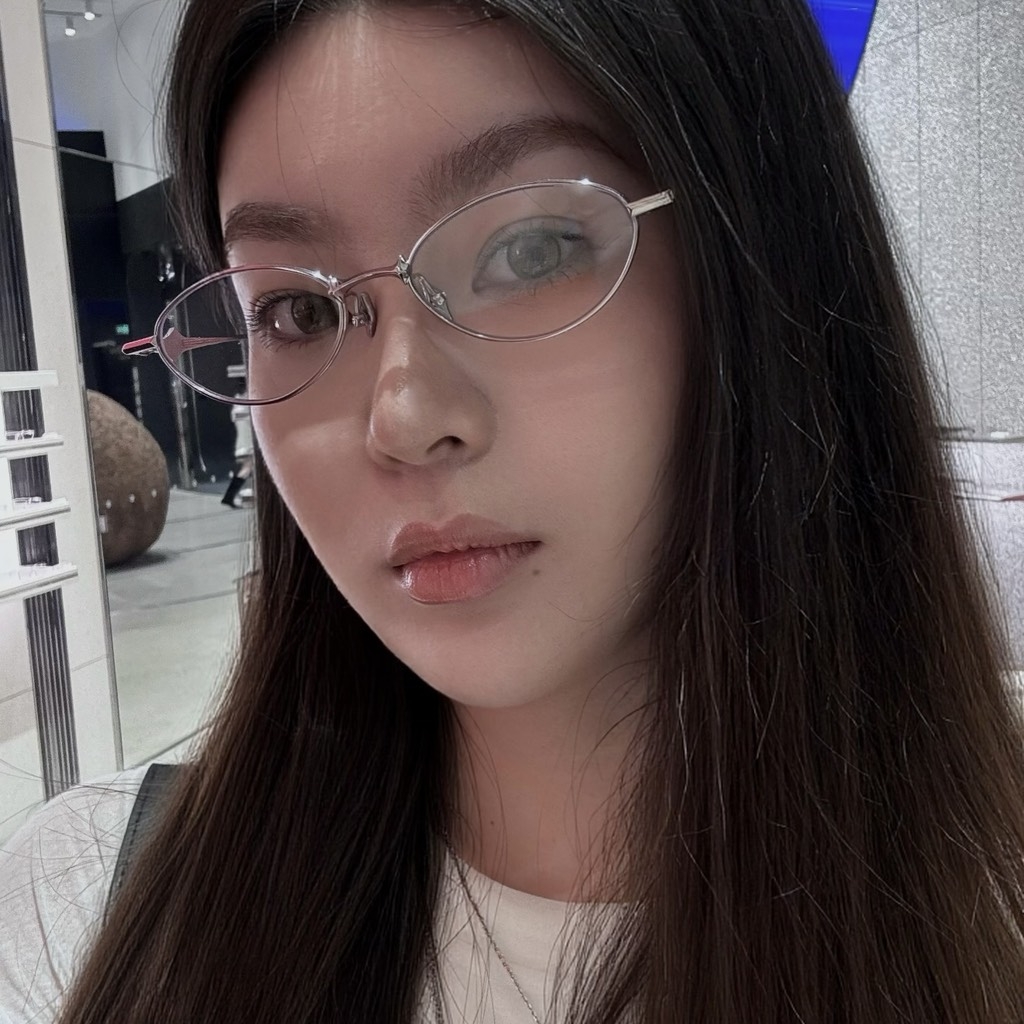 Kính Mát Gentle Monster Bold Eden 02 Màu Bạc