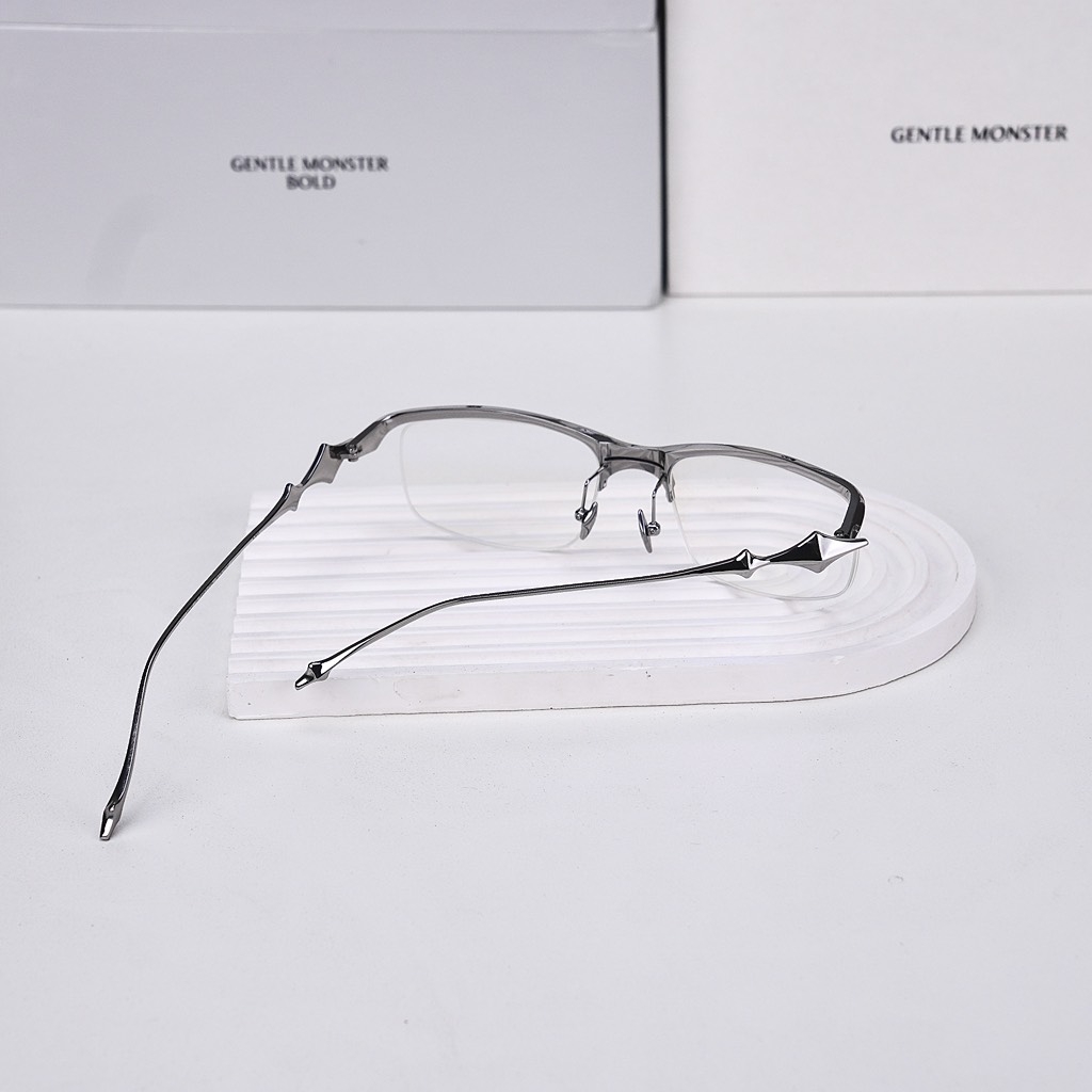 Kính Mát Gentle Monster Bold Kro 02 Màu Bạc