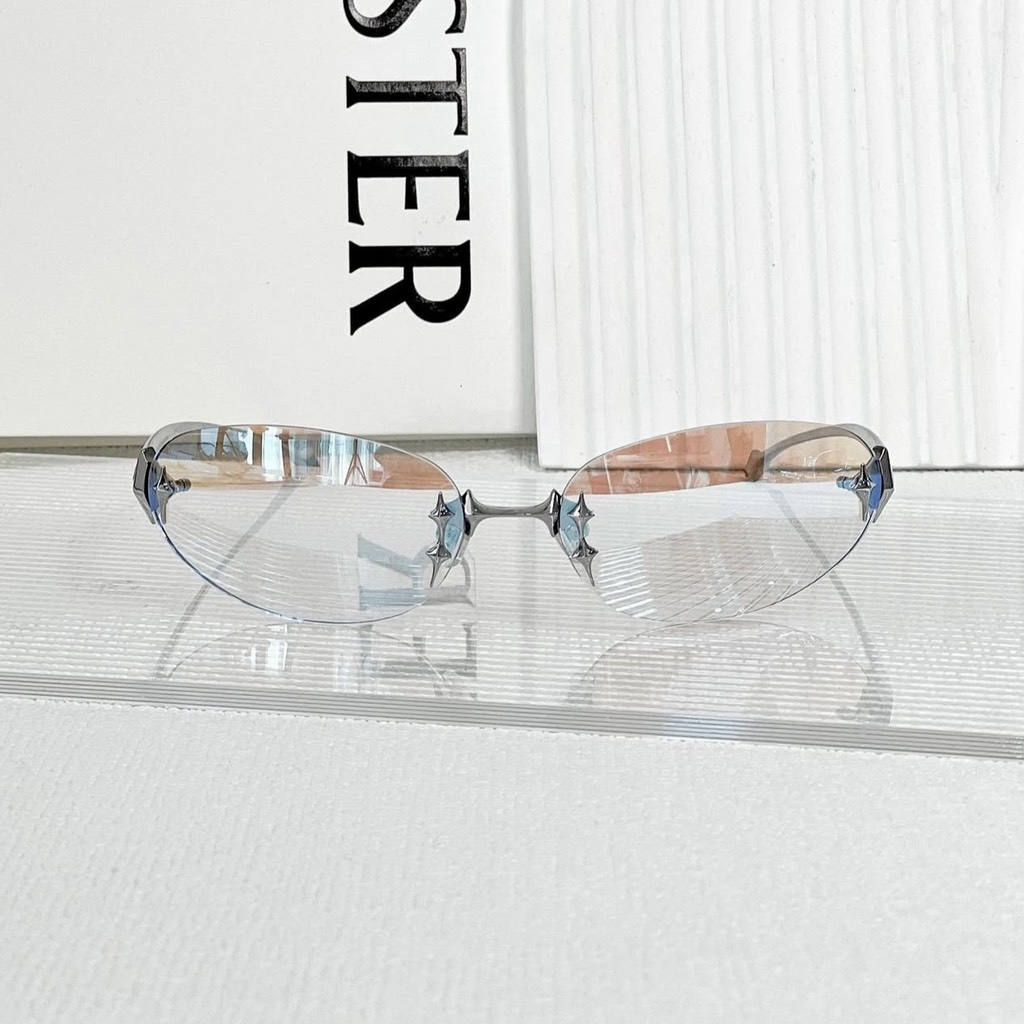 Kính Mát Gentle Monster Bold TTA 02 Màu Vàng