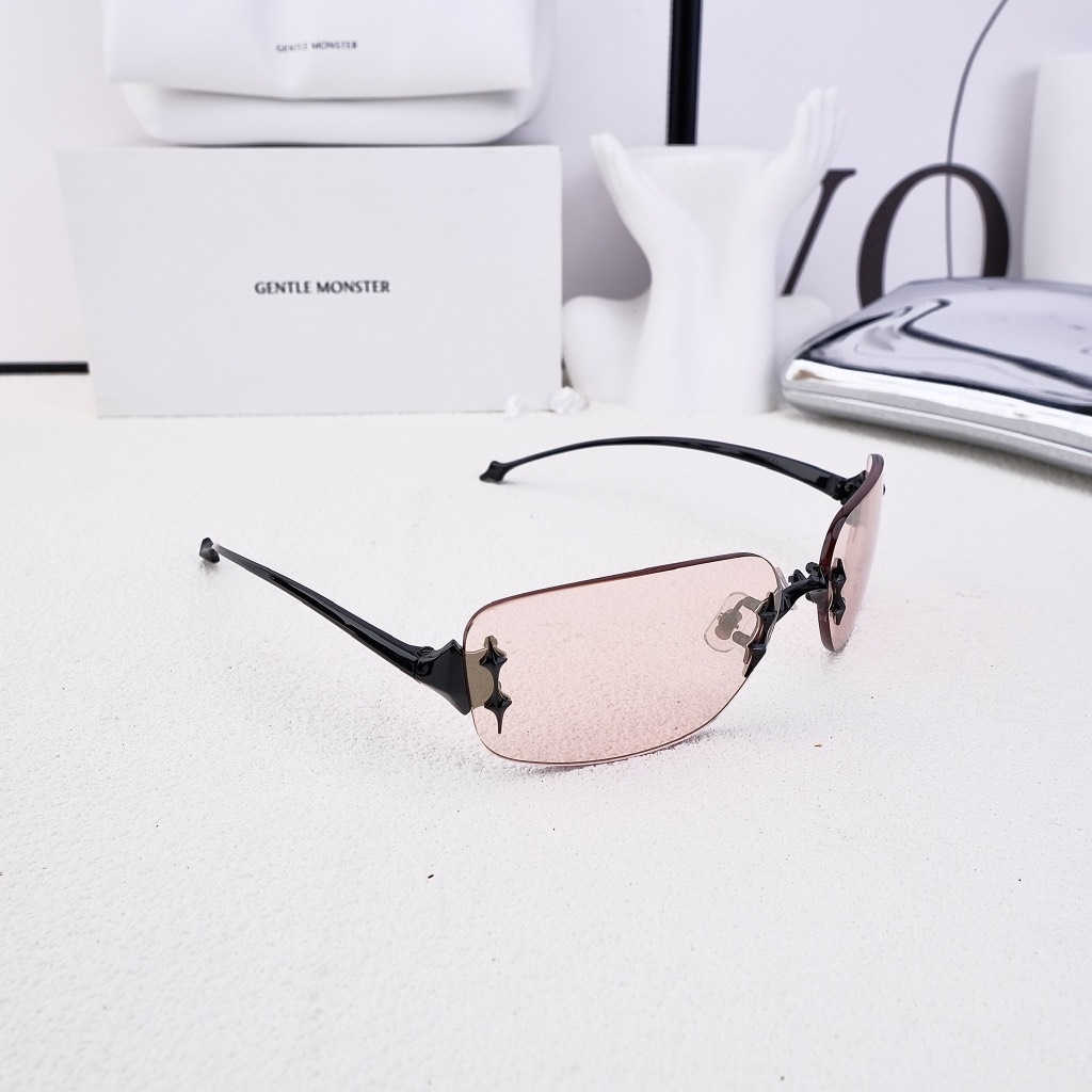 Kính Mát Gentle Monster Bold TTL 01 Màu Hồng