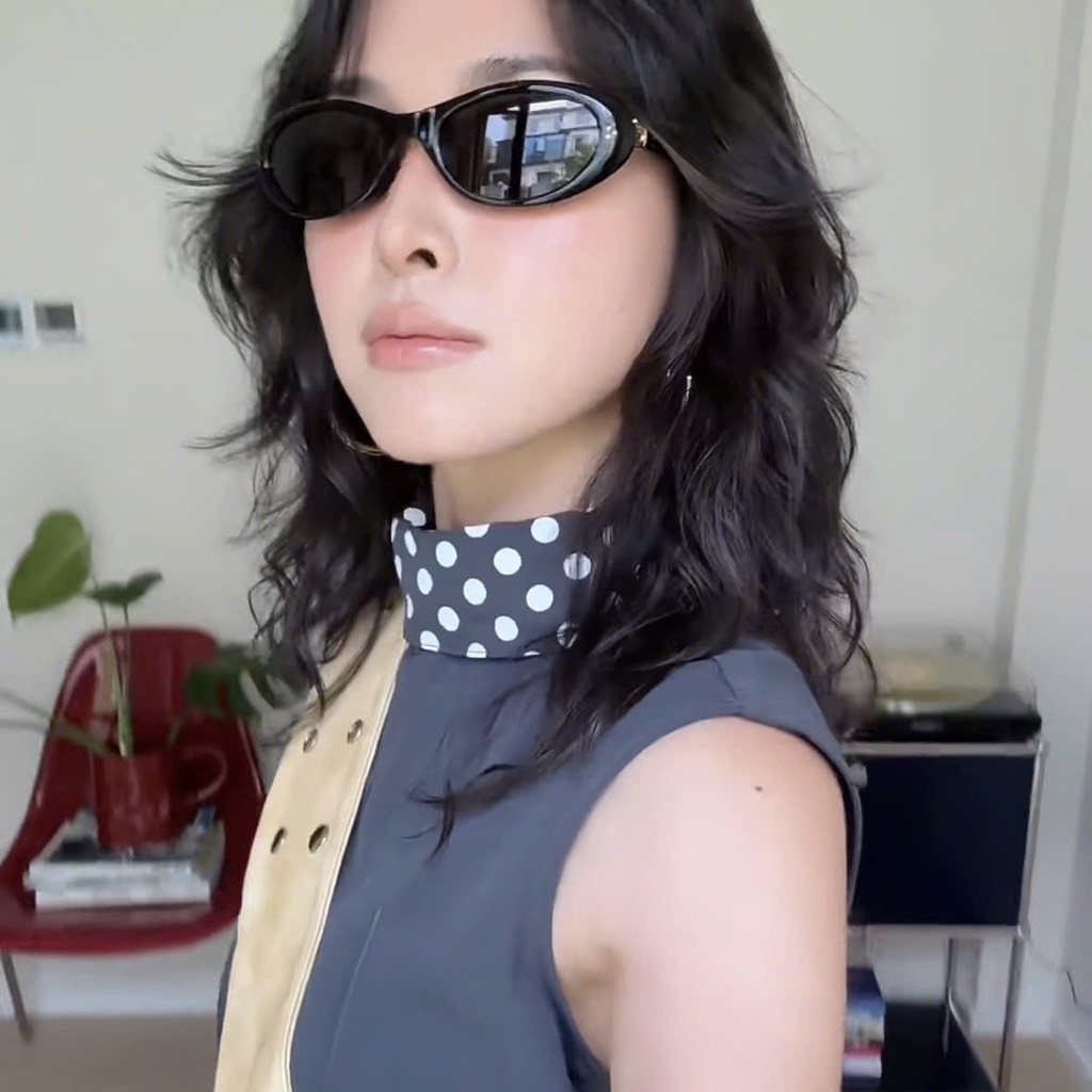 Kính Mát Gentle Monster Bratz Lolang 01 Màu Đen