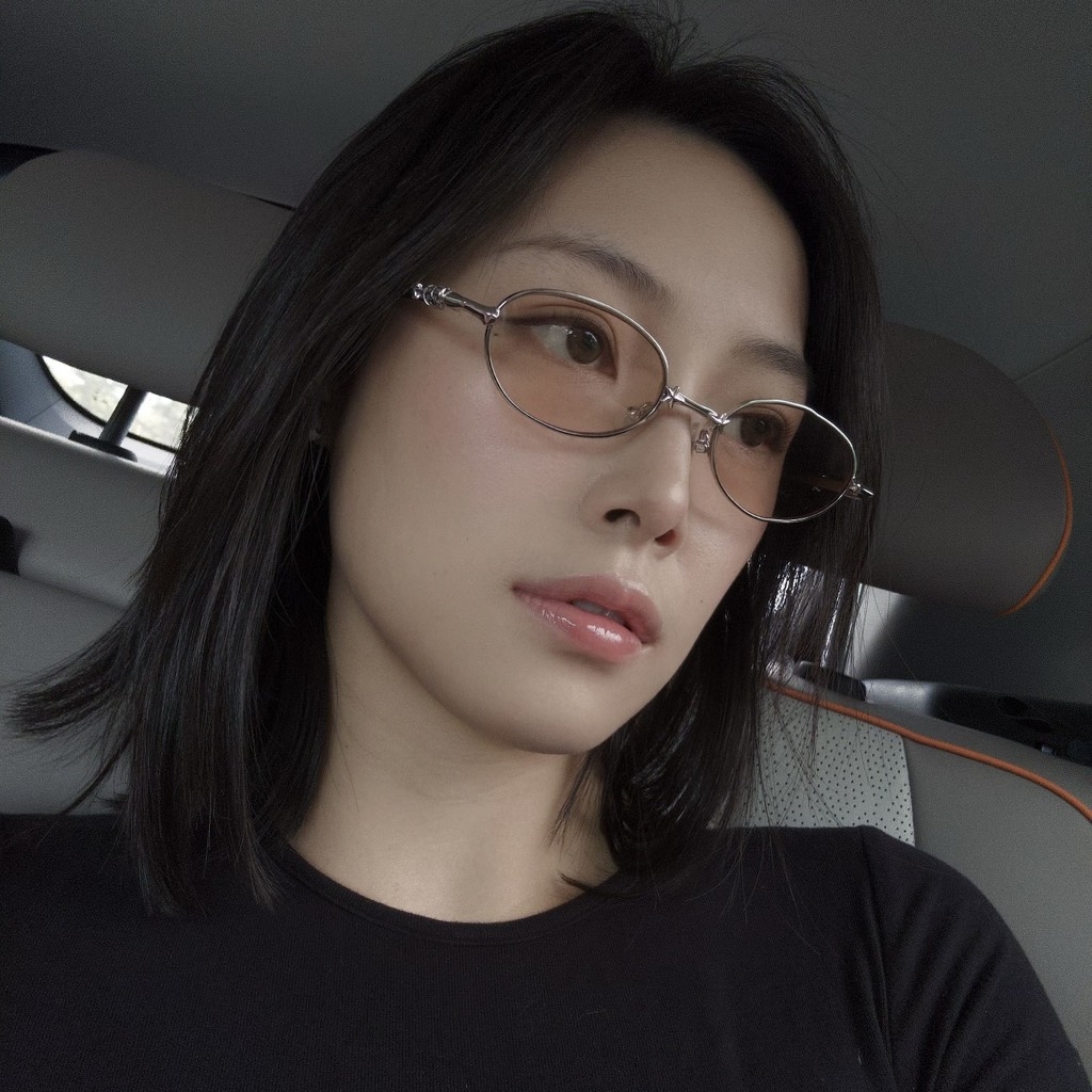 Kính Mát Gentle Monster Bratz Pico 02 BR Màu Nâu