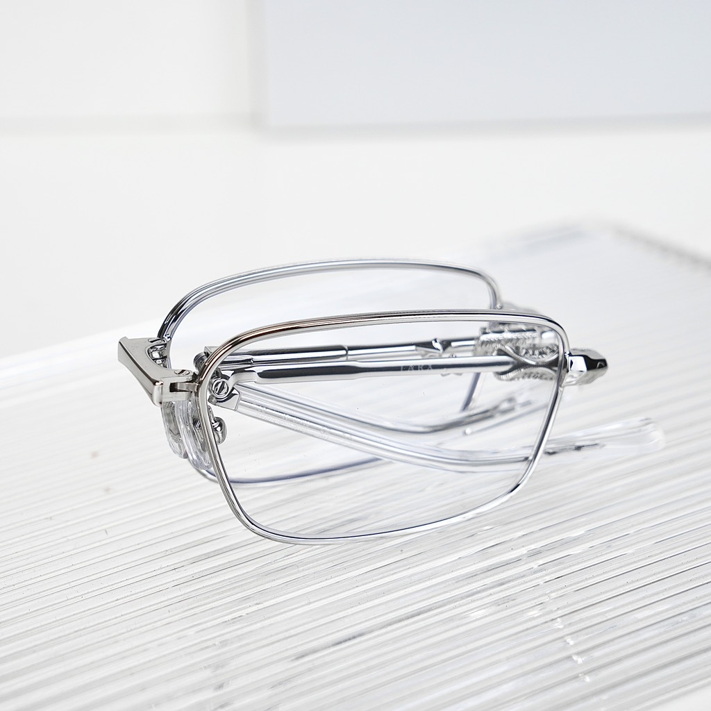 Kính Mát Gentle Monster Bratz Tarx 02 Màu Bạc