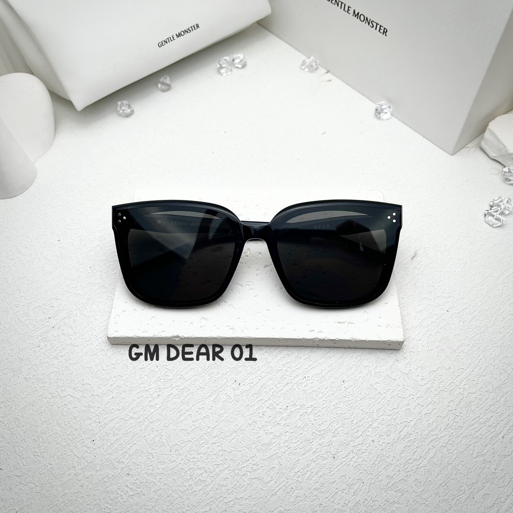 Kính Mát Gentle Monster Dear 01 Màu Đen
