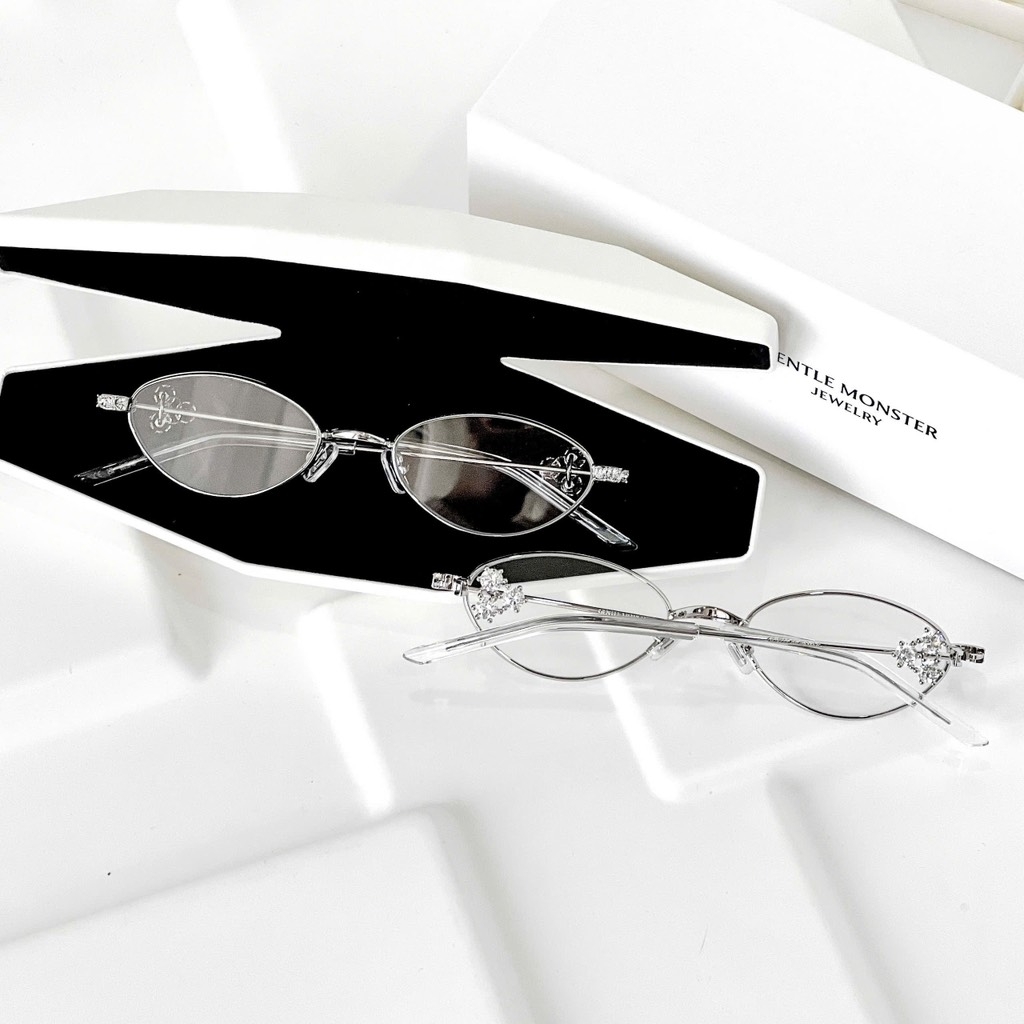 Kính Mát Gentle Monster Jewelry Carat 02 Màu Trắng