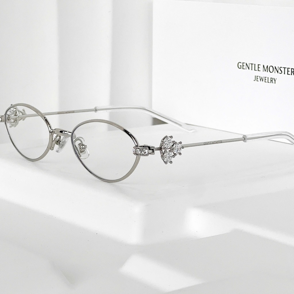Kính Mát Gentle Monster Jewelry Carat 02 Màu Trắng