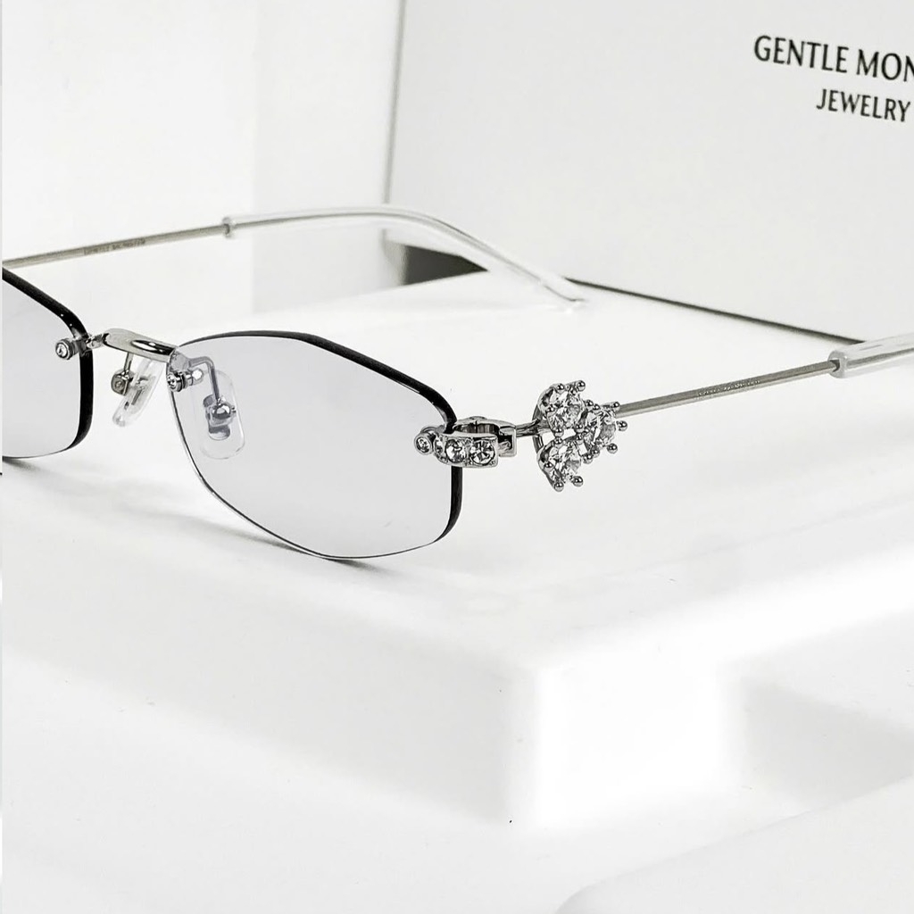 Kính Mát Gentle Monster Jewerly Glitz YVG Màu Xám