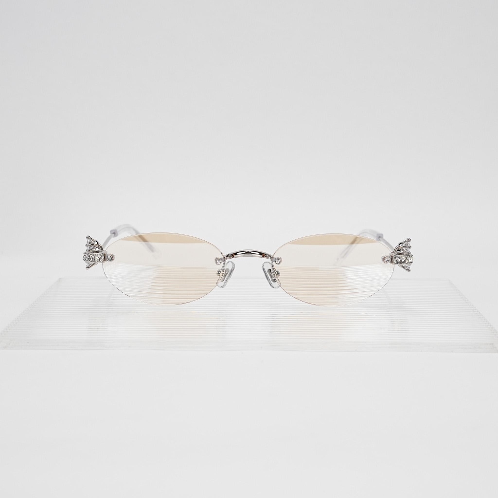Kính Mát Gentle Monster Jewerly Orora 02 BRM Màu Vàng