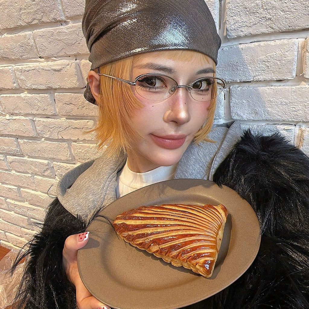 Kính Mát Gentle Monster Kota 02 GRM Màu Xanh