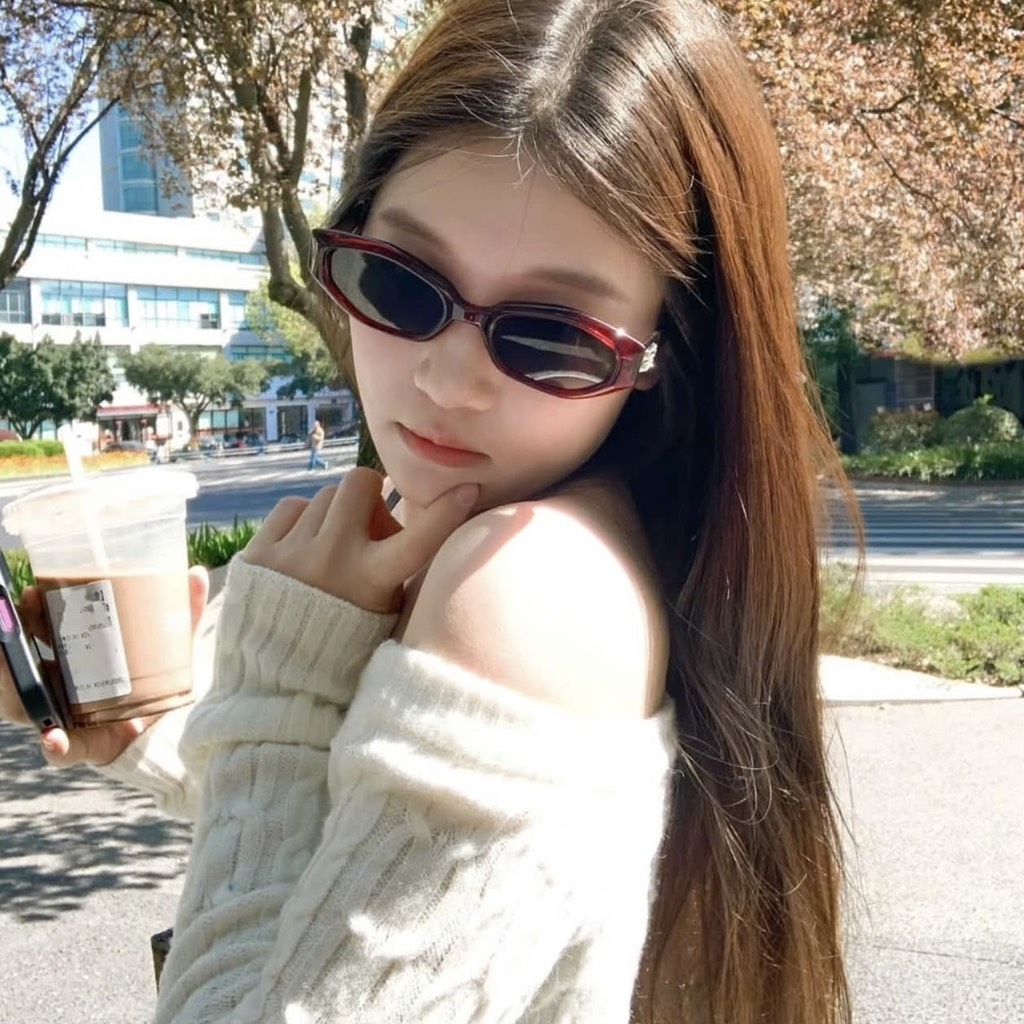 Kính Mát Gentle Monster Kunst RC3 Màu Đỏ