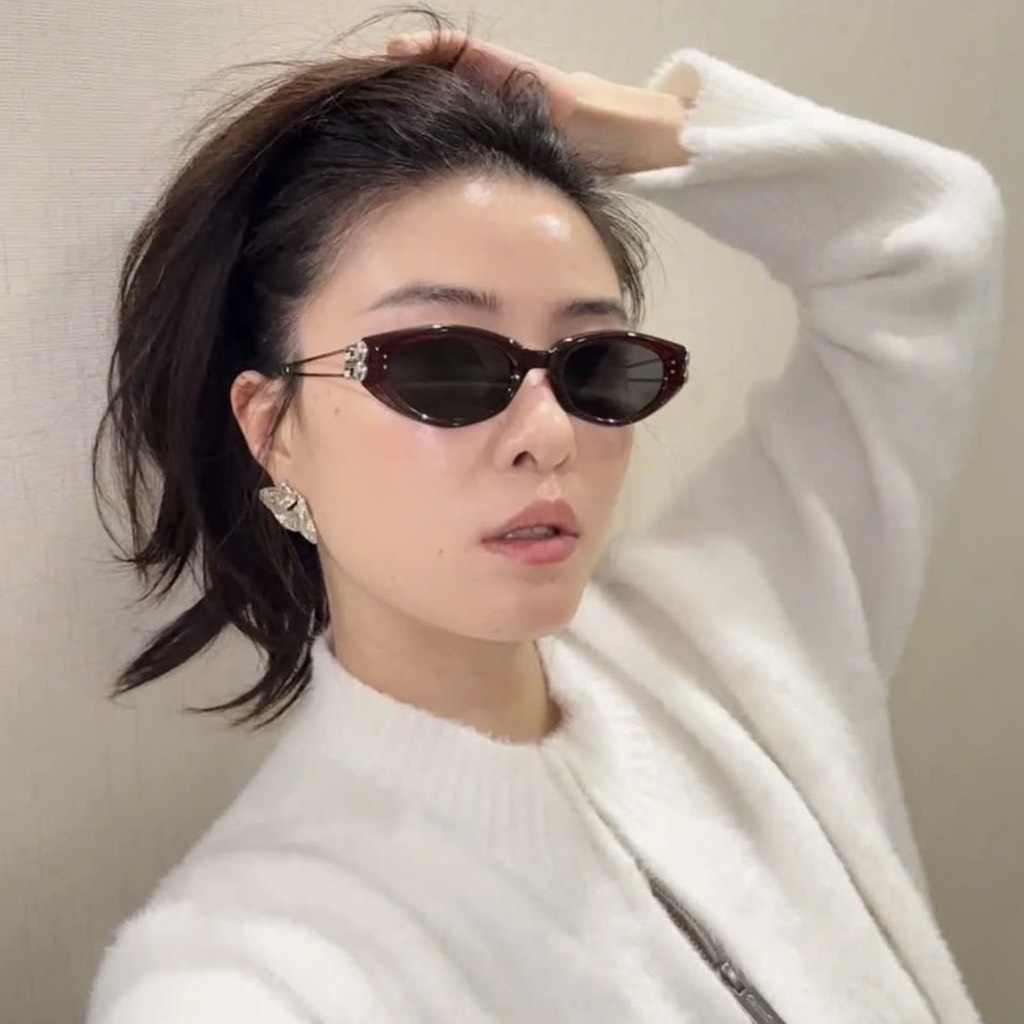 Kính Mát Gentle Monster Kunst RC3 Màu Đỏ