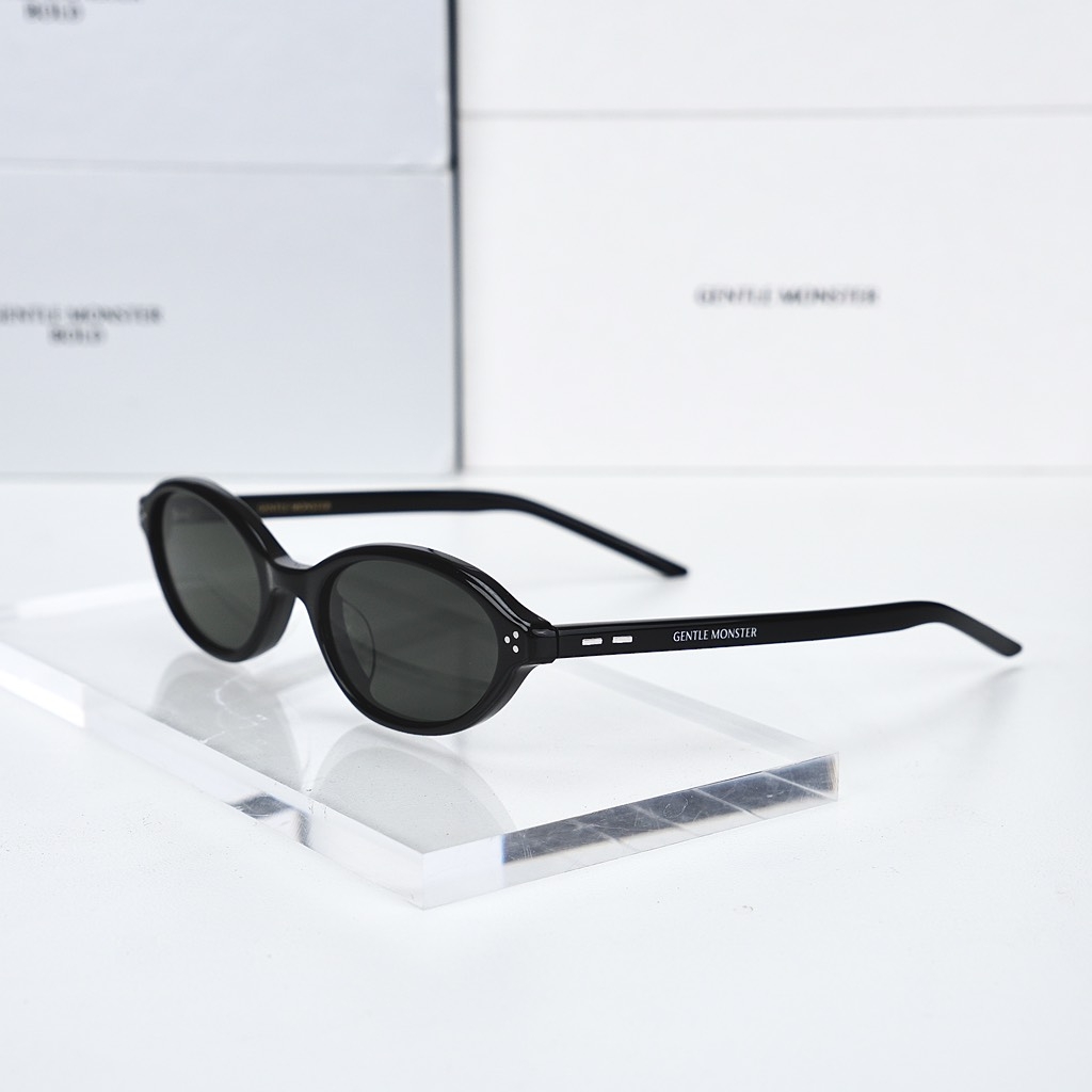 Kính Mát Gentle Monster La Cha 01 Màu Đen
