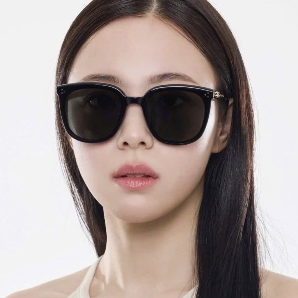 Kính Mát Gentle Monster Lady Lang 01 Màu Đen