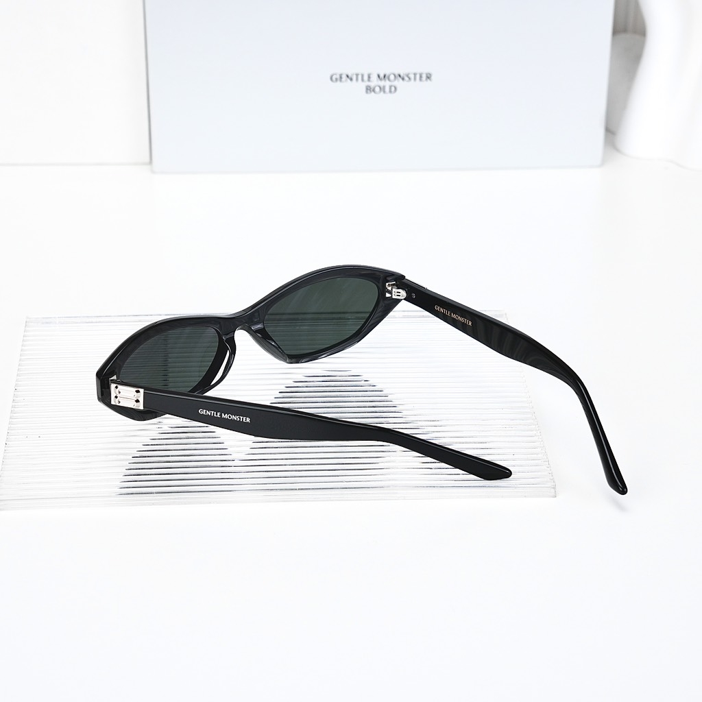 Kính Mát Gentle Monster Lamda 01 Màu Đen