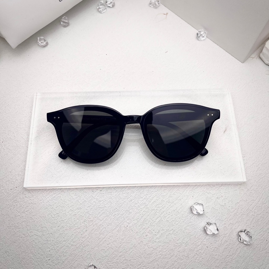 Kính Mát Gentle Monster Lang 01 Màu Đen