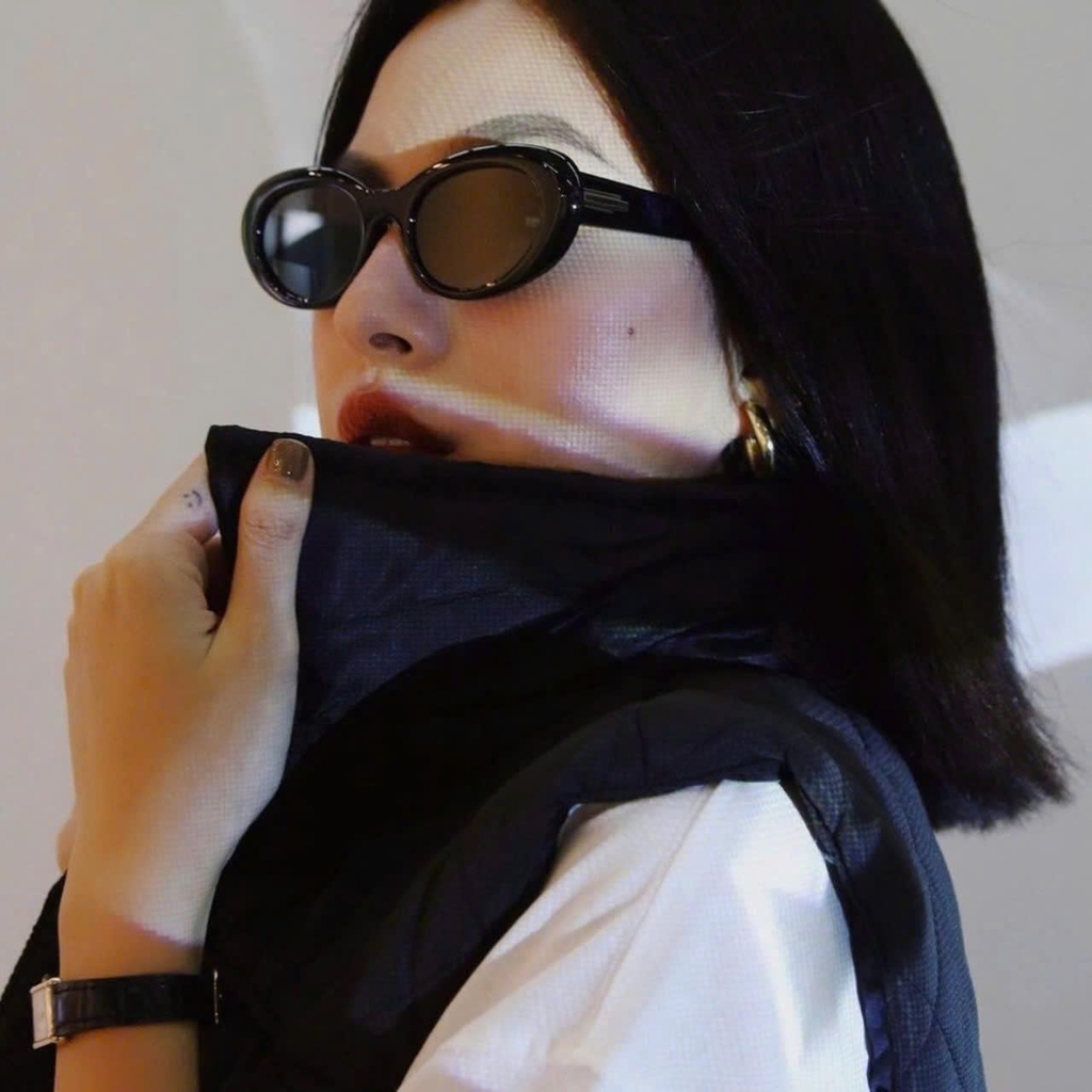 Kính Mát Gentle Monster Le 01 Màu Đen