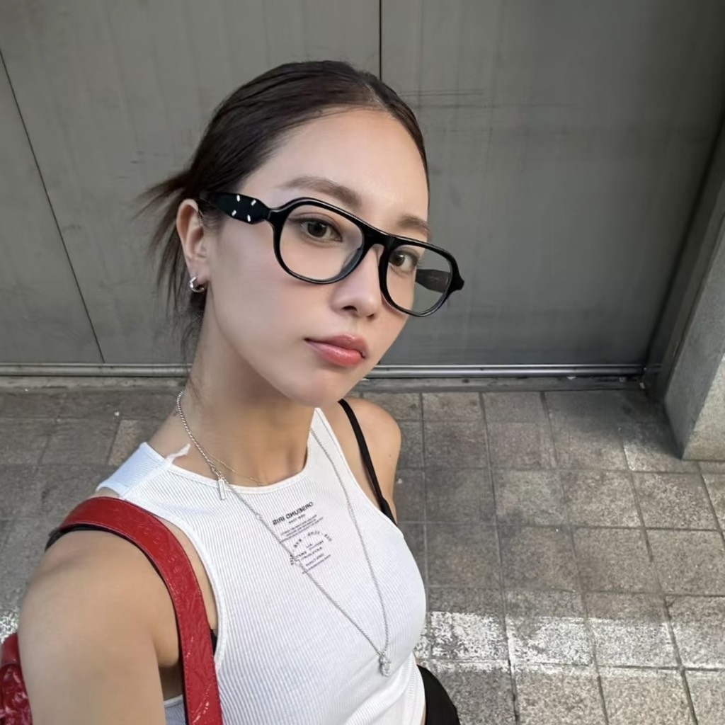 Kính Mát Gentle Monster Maison Margiela 113 Màu Đen