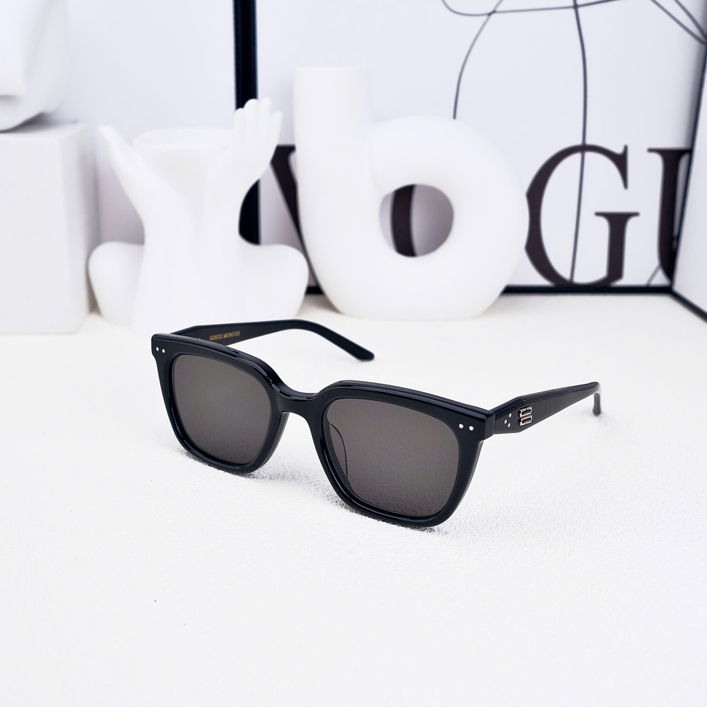 Kính Mát Gentle Monster Nubo 01 Màu Đen