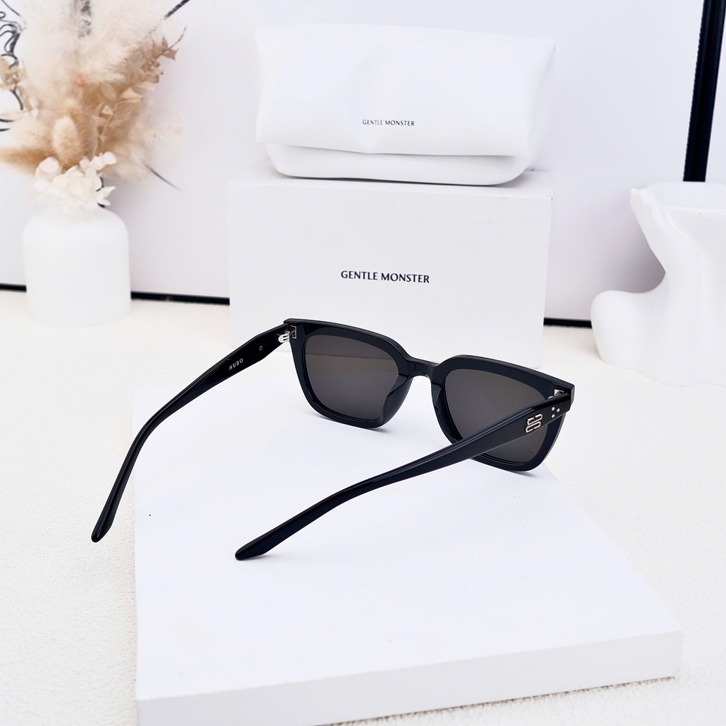 Kính Mát Gentle Monster Nubo 01 Màu Đen